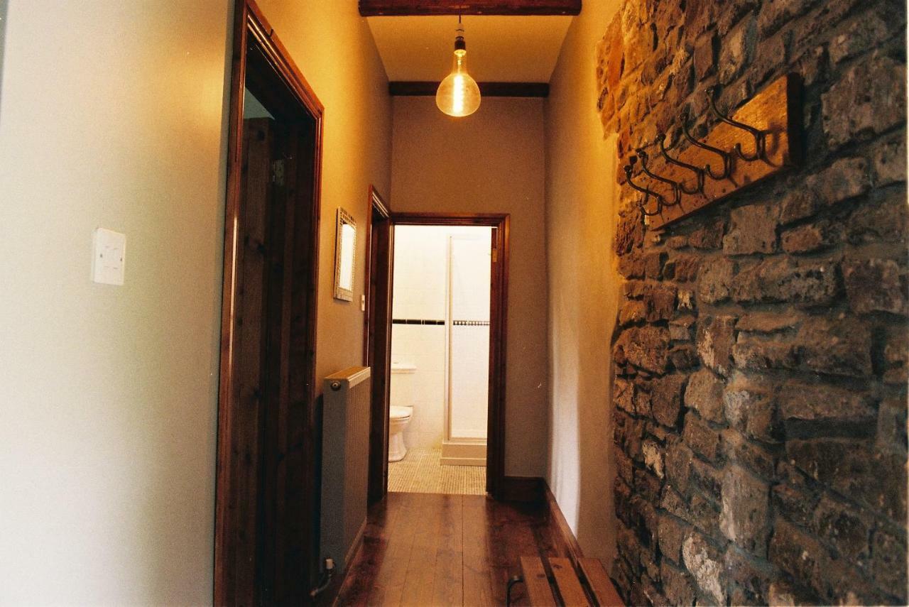 Ty Carreg Fach Staycation Cottage Cardiff Exterior photo
